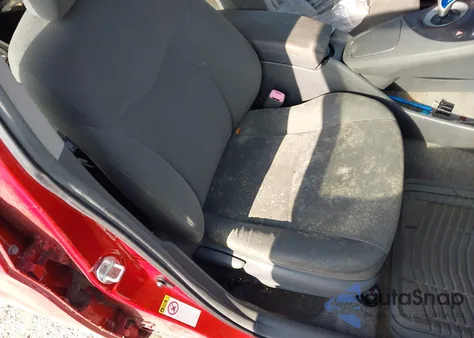 2011 Toyota Prius Three from USA, damaged, VIN JTDKN3DUXB5343722